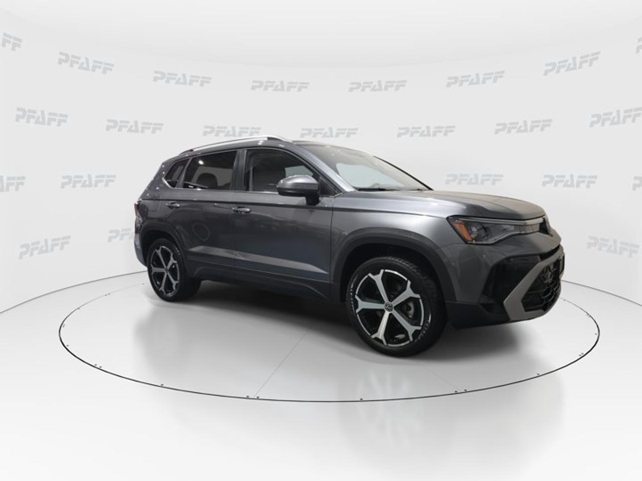 2025 Volkswagen Taos 1.5T SEL Photo