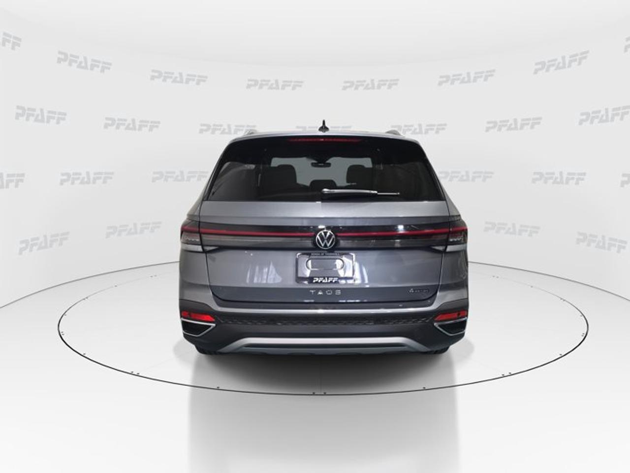 2025 Volkswagen Taos 1.5T SEL Photo