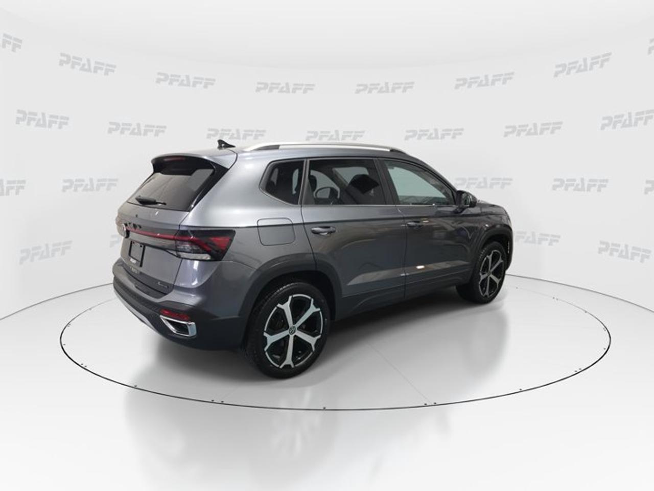 2025 Volkswagen Taos 1.5T SEL Photo