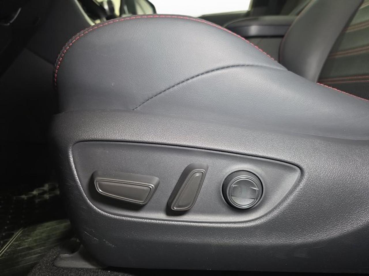 2024 Toyota RAV4 Prime XSE Photo