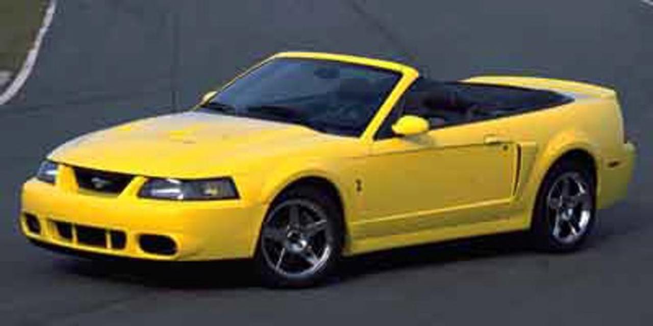 2004 Ford Mustang Convertible Photo