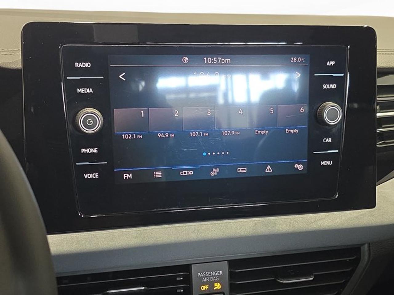 2025 Volkswagen Jetta 1.5T SE Photo