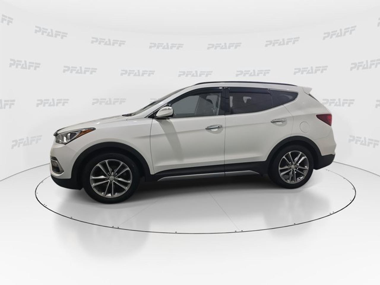 2017 Hyundai Santa Fe Sport 2.0T Photo