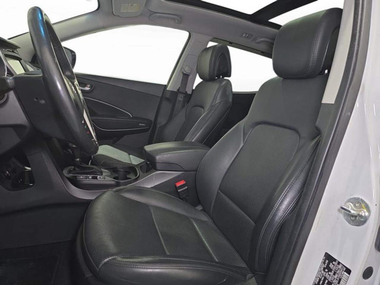 2017 Hyundai Santa Fe Sport 2.0T Photo