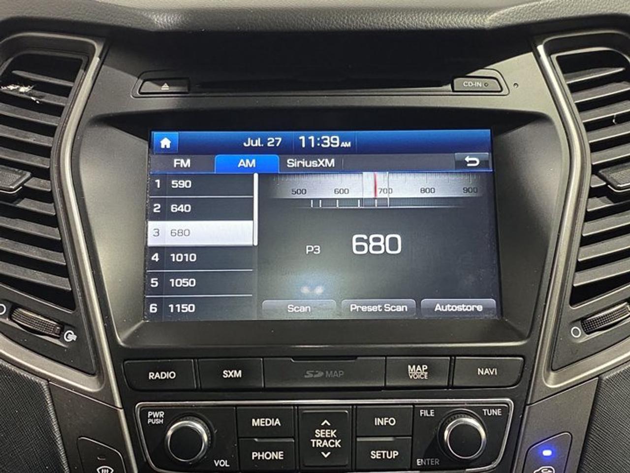 2017 Hyundai Santa Fe Sport 2.0T Photo