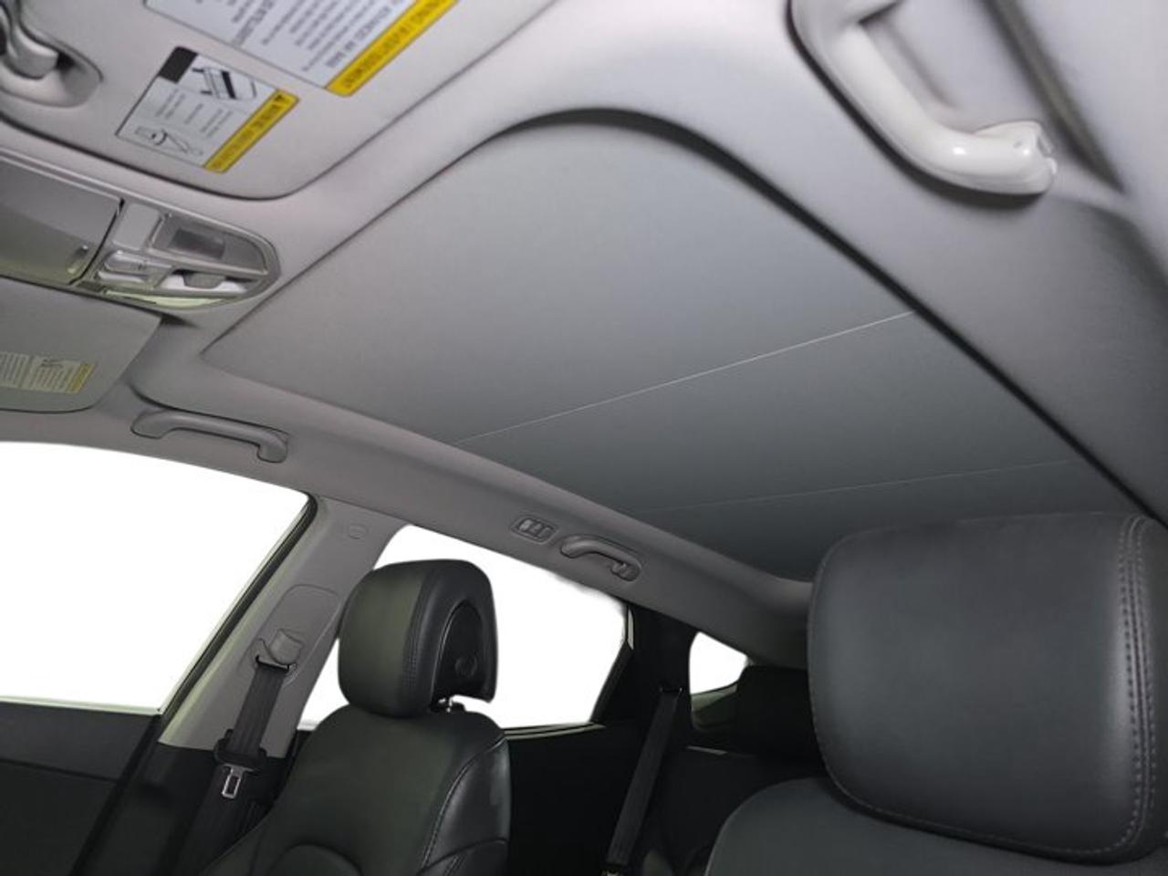 2017 Hyundai Santa Fe Sport 2.0T Photo
