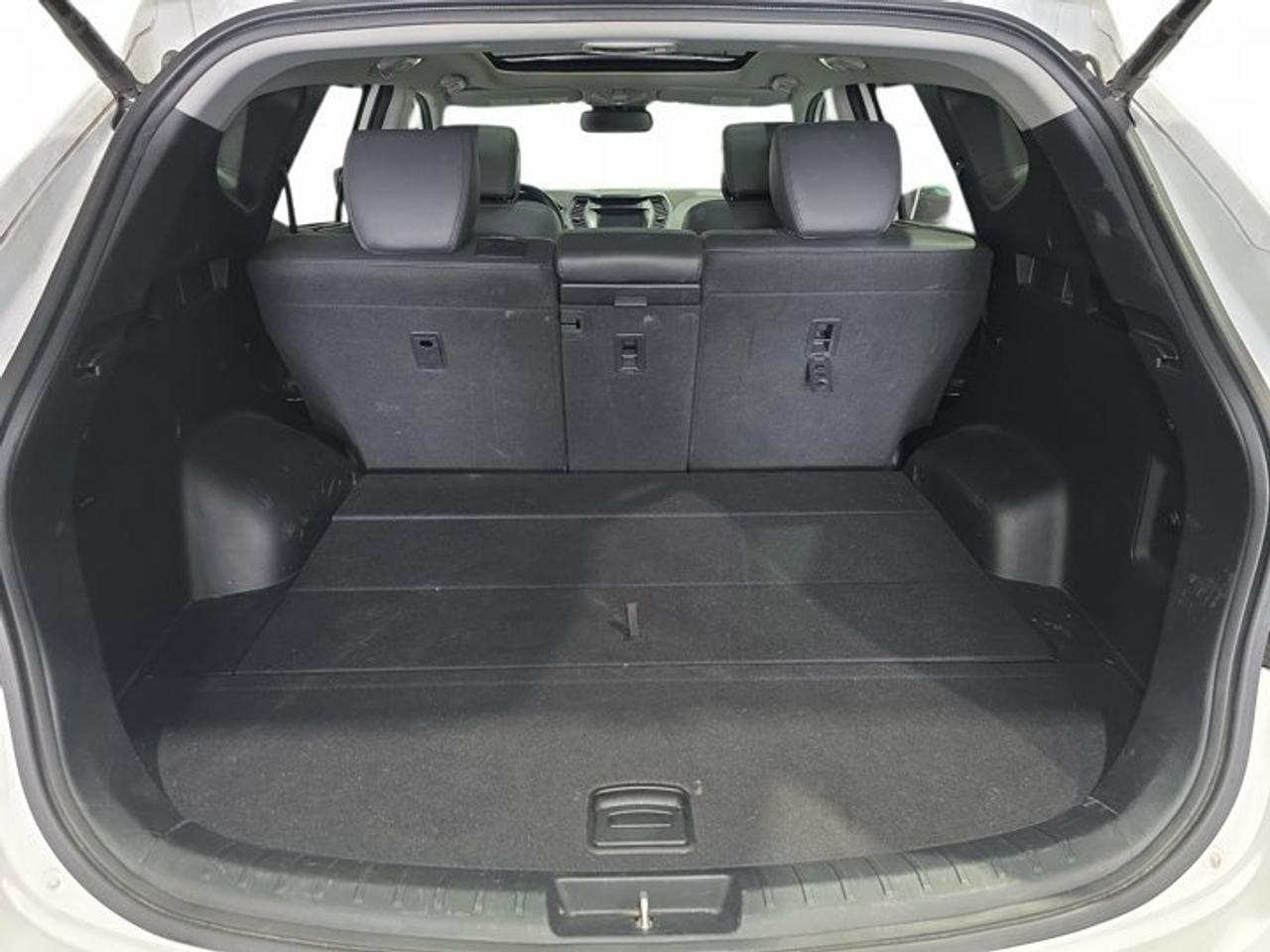2017 Hyundai Santa Fe Sport 2.0T Photo