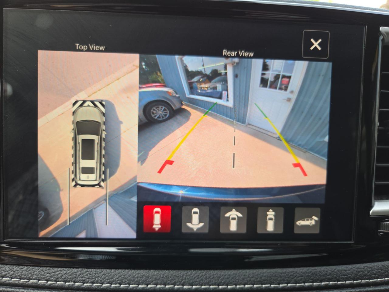 2023 Chrysler Pacifica Touring L  "S" Photo