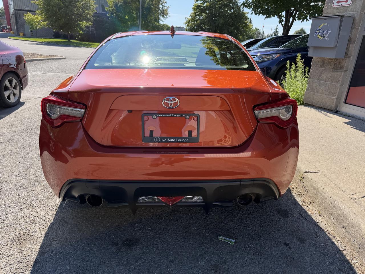 2017 Toyota 86 Base Photo3