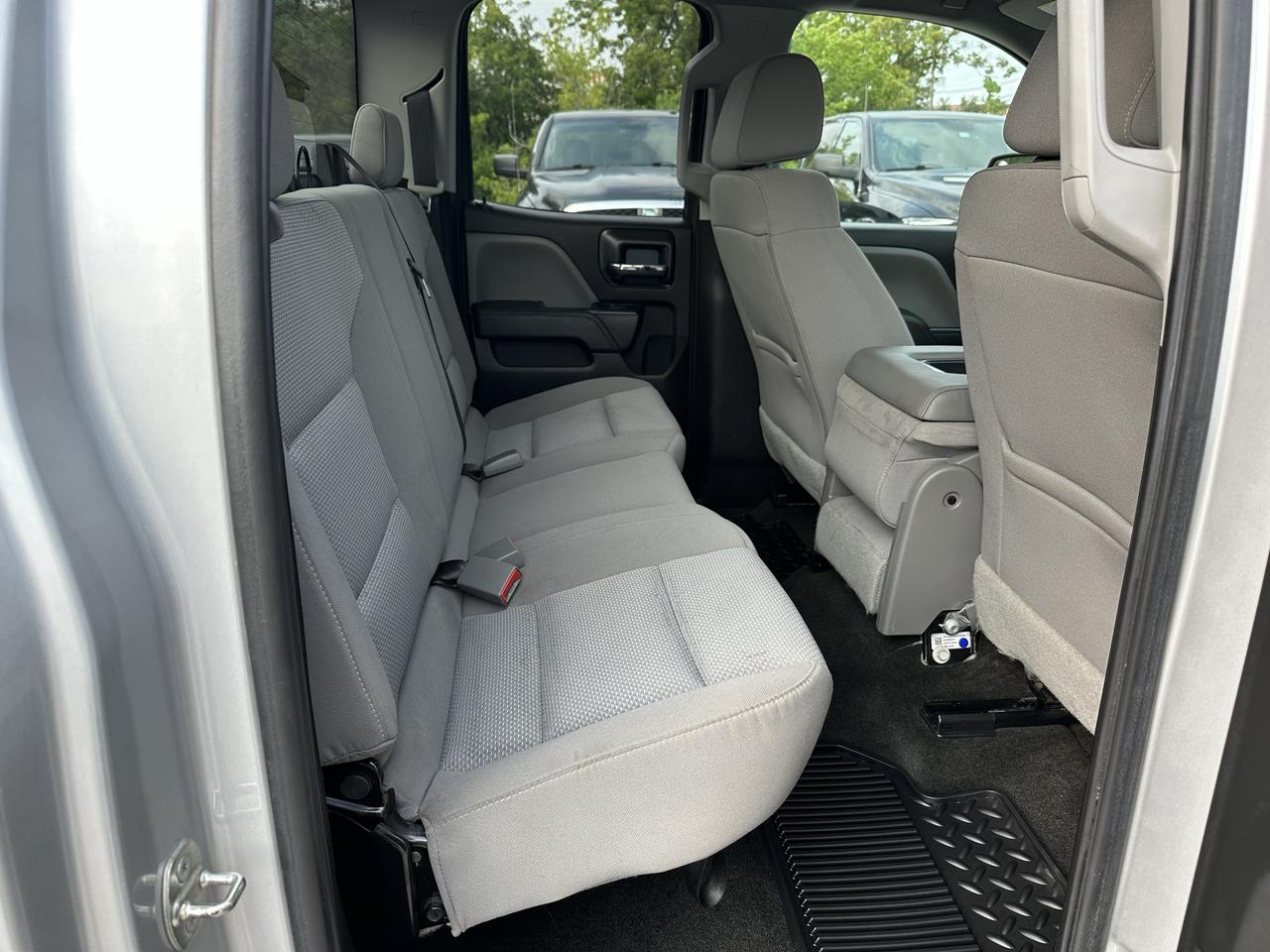 2018 Chevrolet Silverado 1500 Custom Photo
