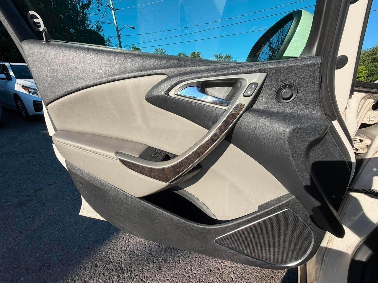 2015 Buick Verano 4dr Sdn w/1SD Photo