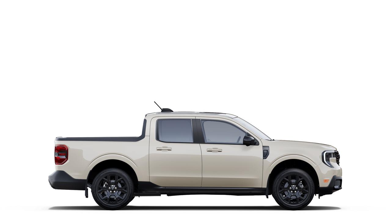 2025 Ford Maverick Lariat AWD SuperCrew Photo4