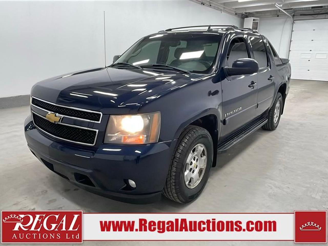 OFFERS WILL NOT BE ACCEPTED BY EMAIL OR PHONE - THIS VEHICLE WILL GO ON TIMED ONLINE AUCTION on Wednesday August 5.<br><br/>VEHICLE DESCRIPTION <br/>Stock #: 46122 <br/>Lot #: 526 <br/>Reserve Price: $2,500 <br/>CarProof Report: Not Available <br/><br/>IMPORTANT DECLARATION <br/>Hail Damage: Hail Damage. <br/> * LF SUSPENSION NOISE * * PANELS REPAINTED *  <br/>Active Status: This vehicles title is listed as Active Status. <br/> Live Online Bidding: This vehicle will be available for bidding over the internet, visit www.RegalAuctions.com to register. <br/> <br/>The simple solution to selling your car or truck. Bring your clean vehicle in with your Drivers License and current Registration and well put it on the auction block at our next sale.<br/><br/>www.RegalAuctions.com