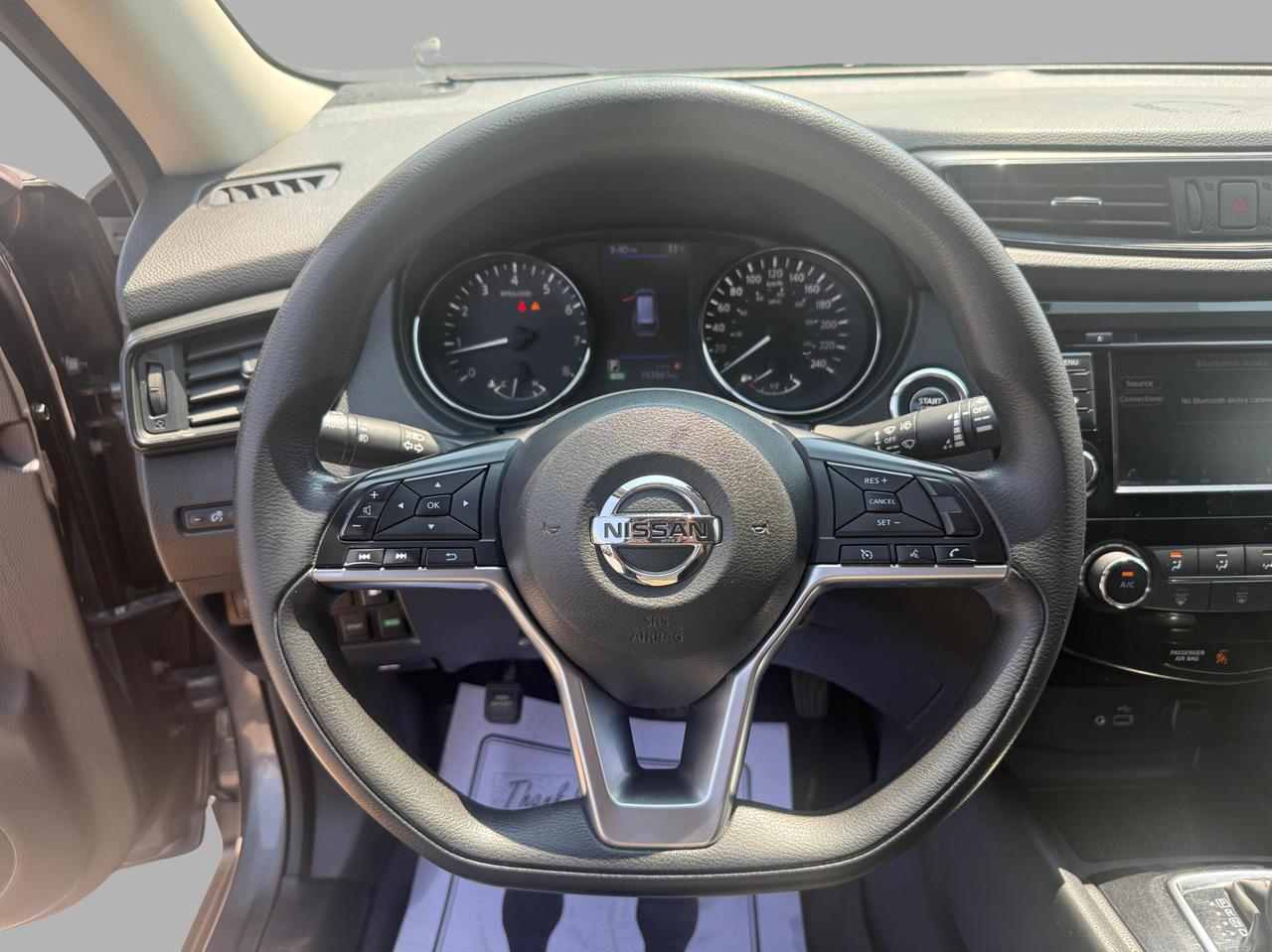 2018 Nissan Rogue AWD SV Photo