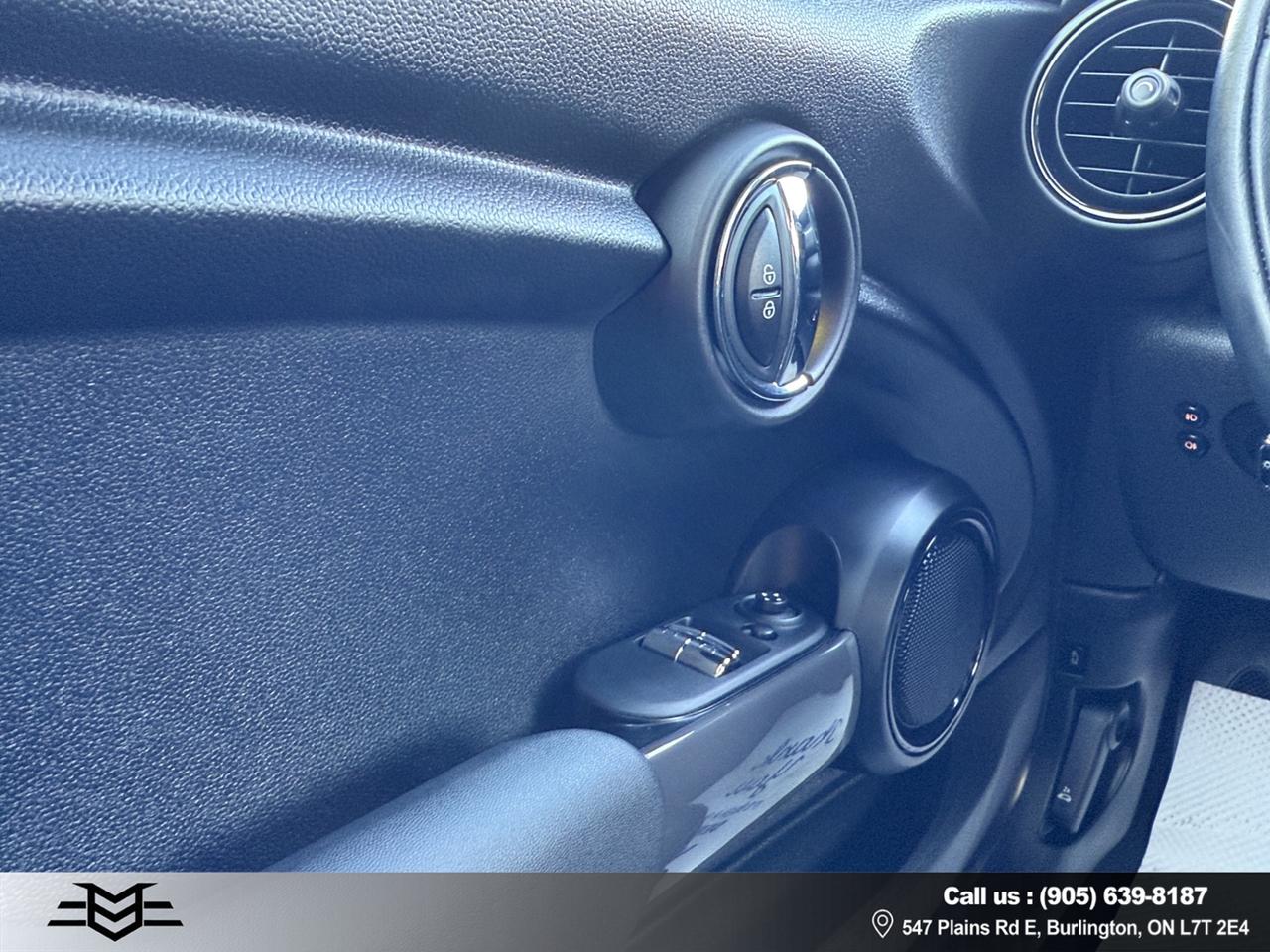 2016 MINI Cooper HB - 30,000KMS ONLY - LOW KMS - AUTOMATIC !!! Photo
