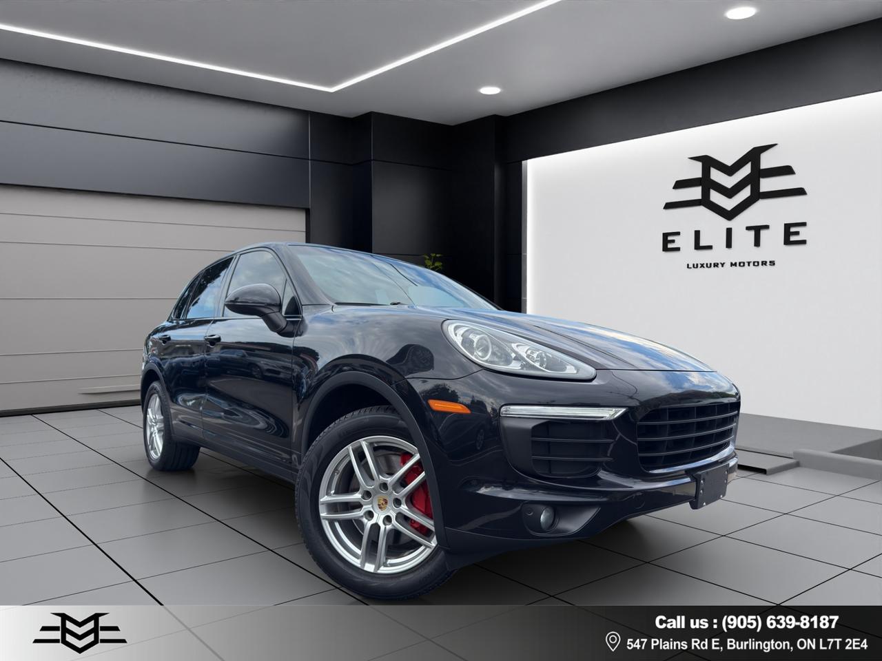 2016 Porsche Cayenne AWD - Navigation - Leather - Sunroof !! Photo2