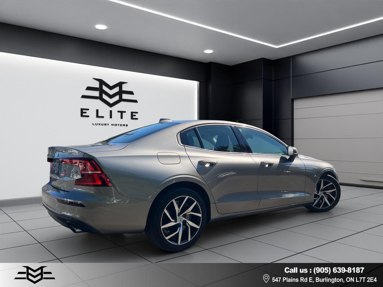 2019 Volvo S60 T6 AWD Momentum - Navigation - Leather !!! Photo