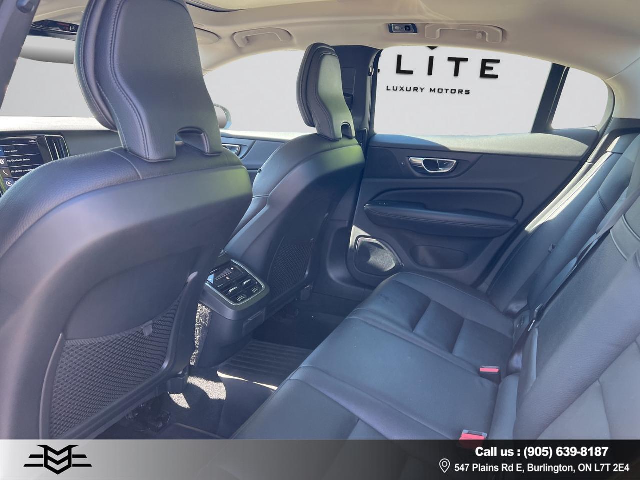 2019 Volvo S60 T6 AWD Momentum - Navigation - Leather !!! Photo