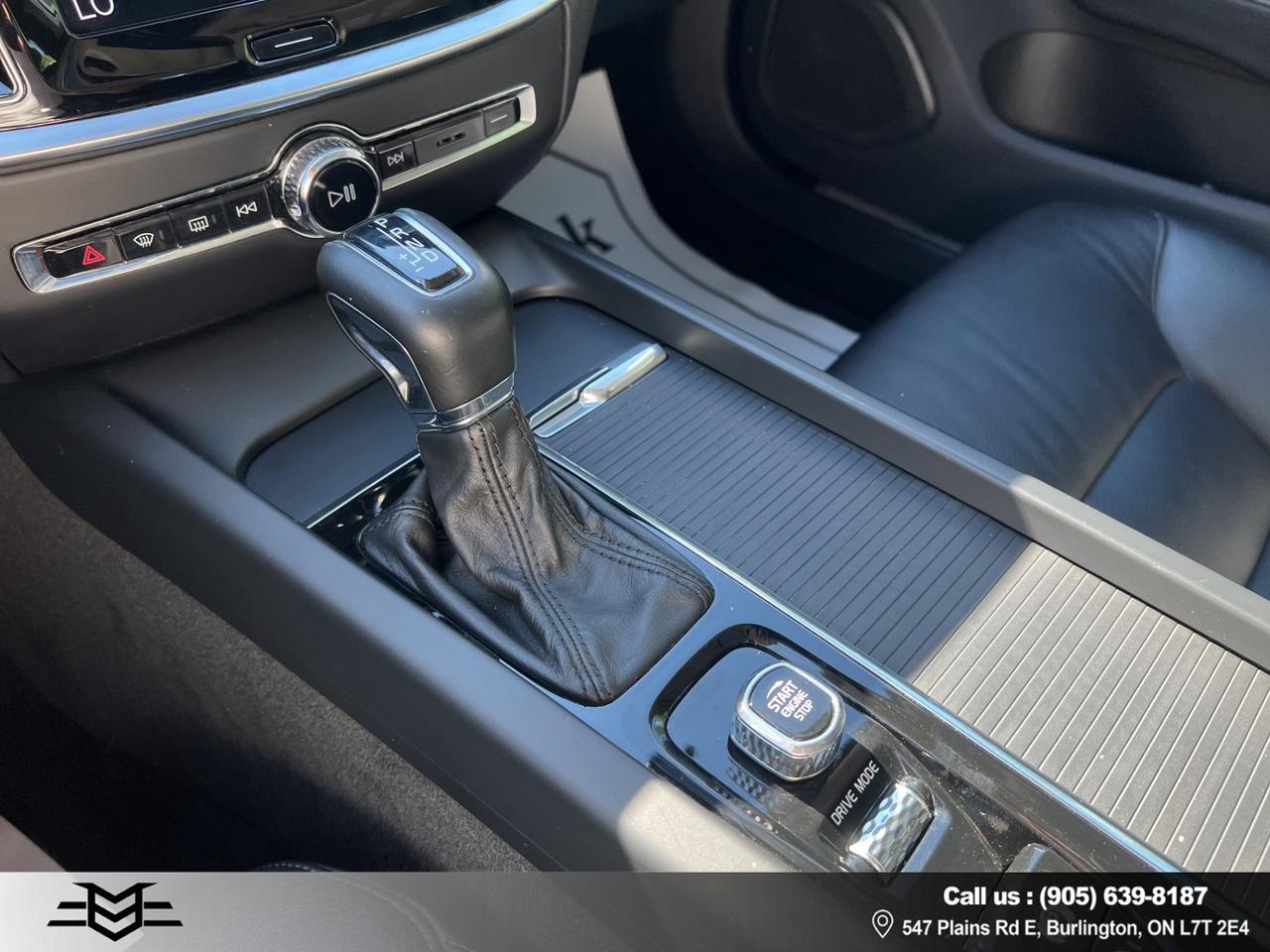 2019 Volvo S60 T6 AWD Momentum - Navigation - Leather !!! Photo