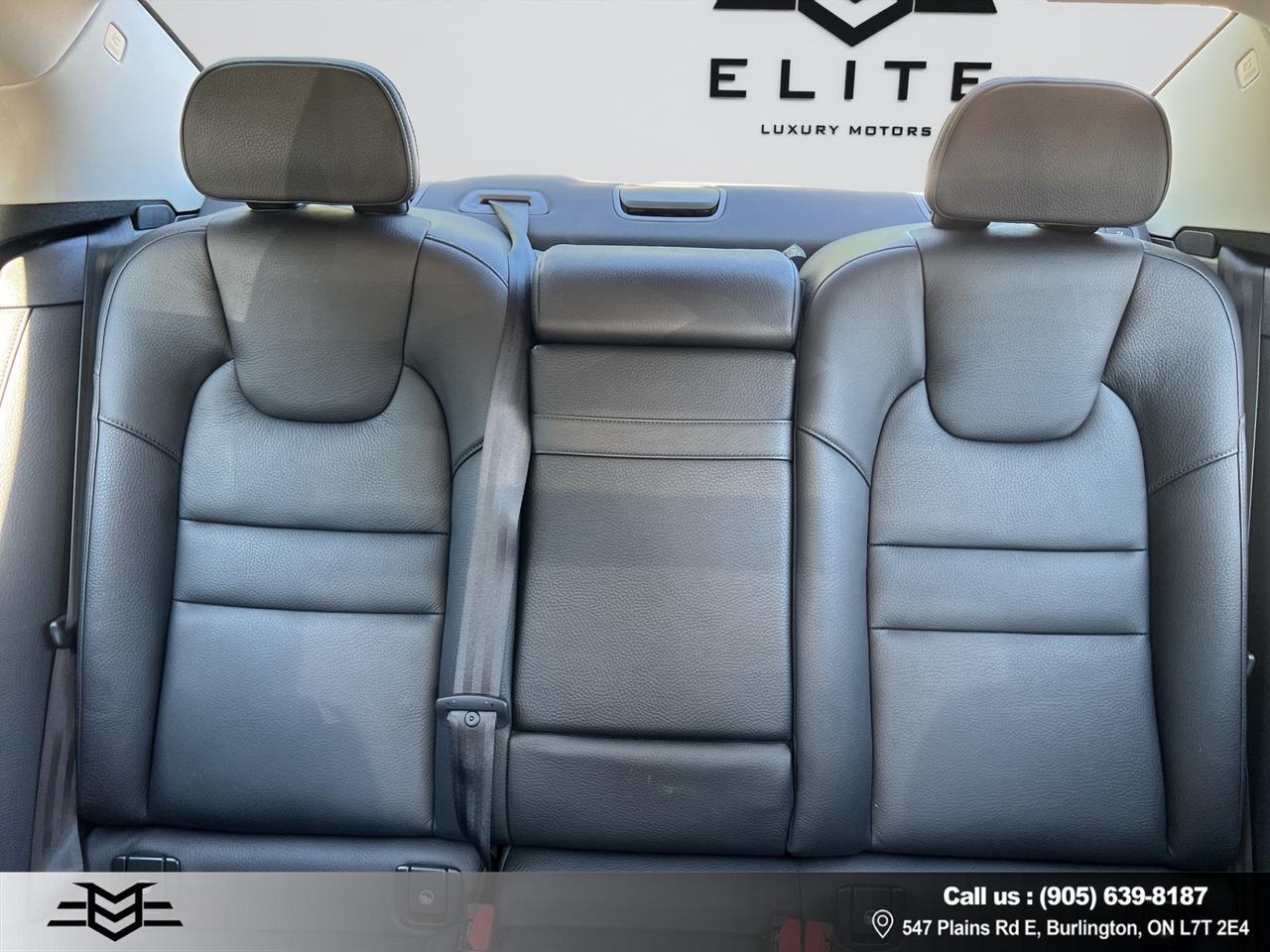 2019 Volvo S60 T6 AWD Momentum - Navigation - Leather !!! Photo