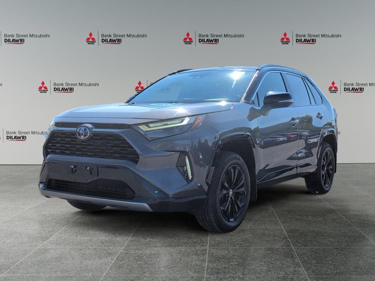 Used 2022 Toyota RAV4 Hybrid Hybrid XSE AWD for sale in Gloucester, ON