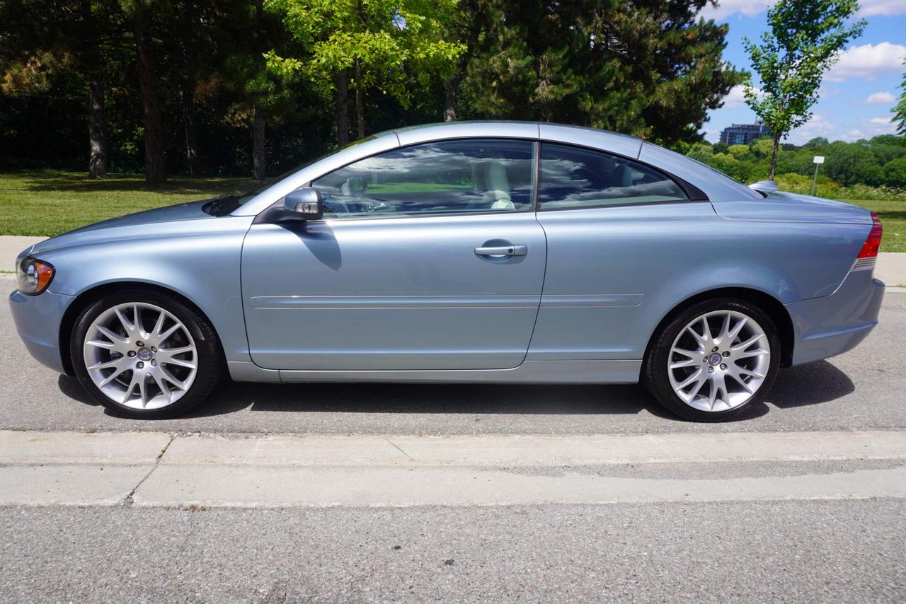 2010 Volvo C70 RARE / 1 OWNER / ULTRA LOW KM'S / MANUAL / NO ACCIDENTS / LOCAL Photo