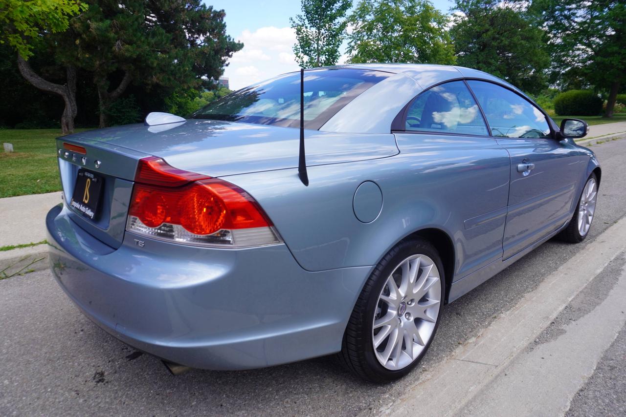 2010 Volvo C70 RARE / 1 OWNER / ULTRA LOW KM'S / MANUAL / NO ACCIDENTS / LOCAL Photo