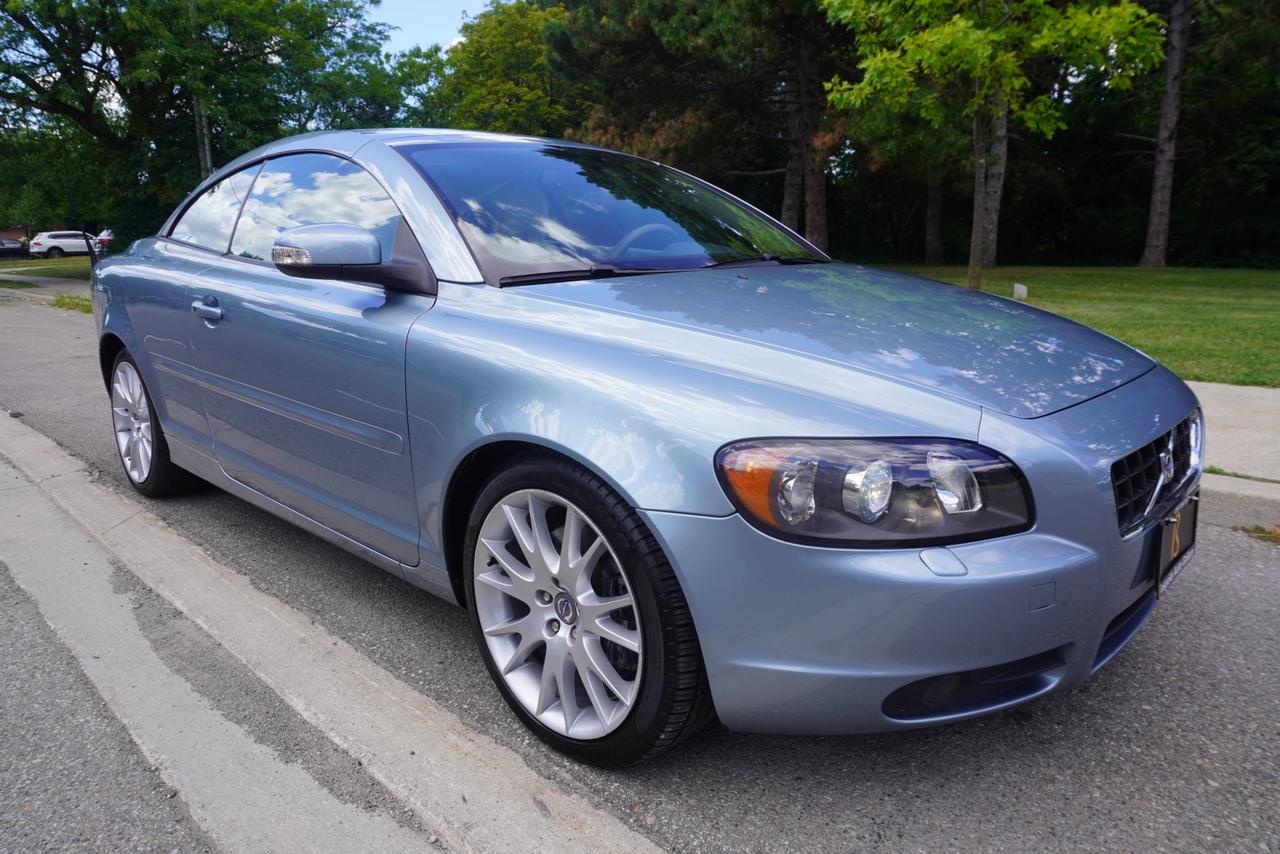 2010 Volvo C70 RARE / 1 OWNER / ULTRA LOW KM'S / MANUAL / NO ACCIDENTS / LOCAL Photo