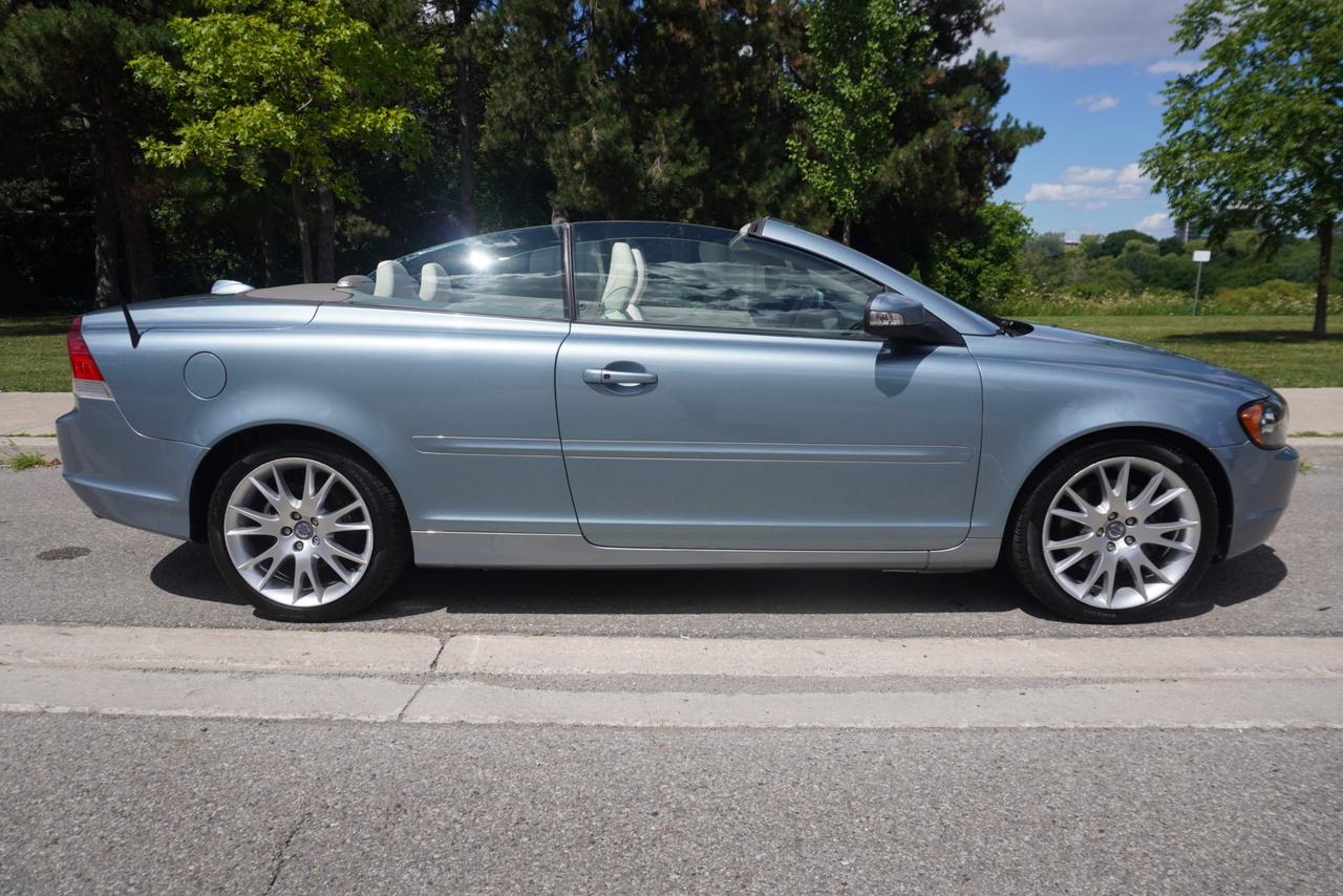 2010 Volvo C70 RARE / 1 OWNER / ULTRA LOW KM'S / MANUAL / NO ACCIDENTS / LOCAL Photo