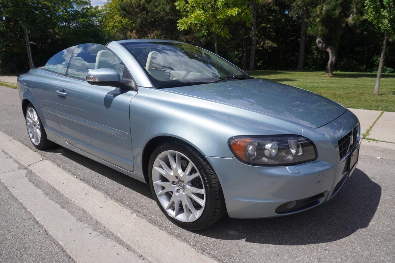 2010 Volvo C70 RARE / 1 OWNER / ULTRA LOW KM'S / MANUAL / NO ACCIDENTS / LOCAL Photo