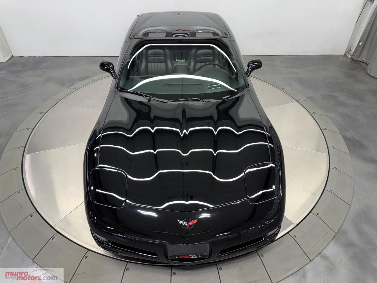 2004 Chevrolet Corvette 2dr Convertible Photo