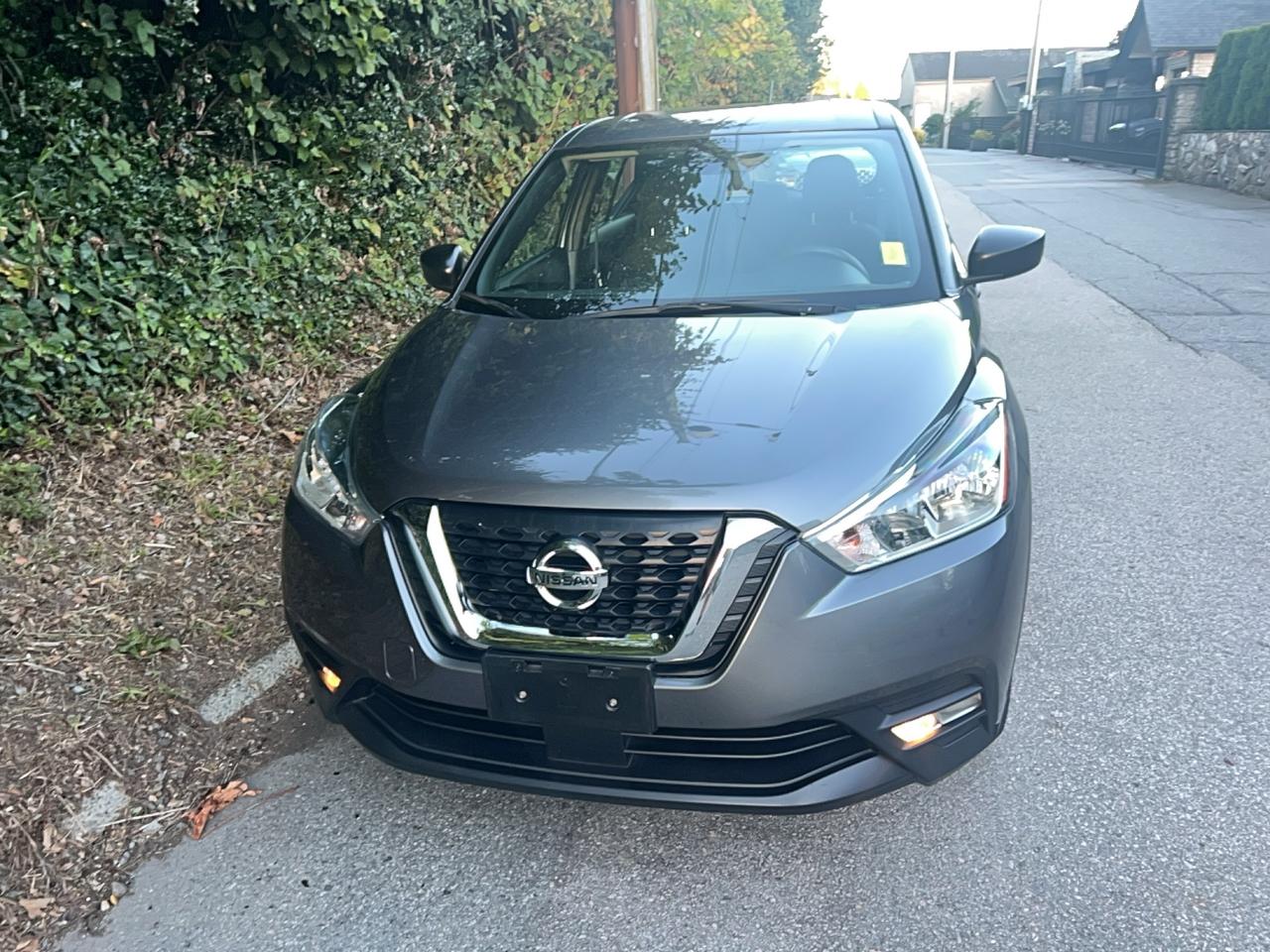 2020 Nissan Kicks S Photo