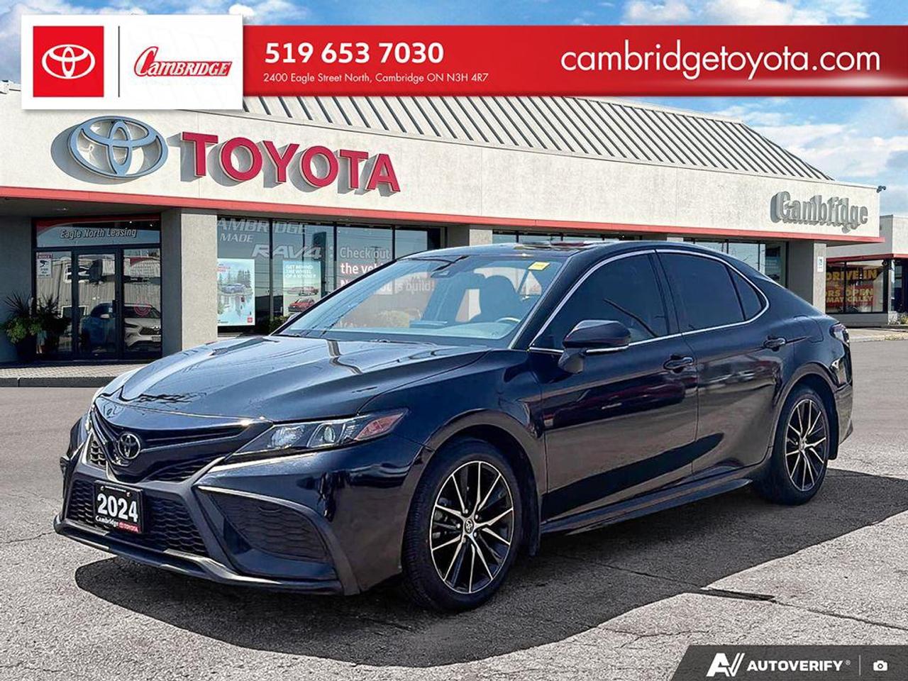 2024 Toyota Camry SE Photo