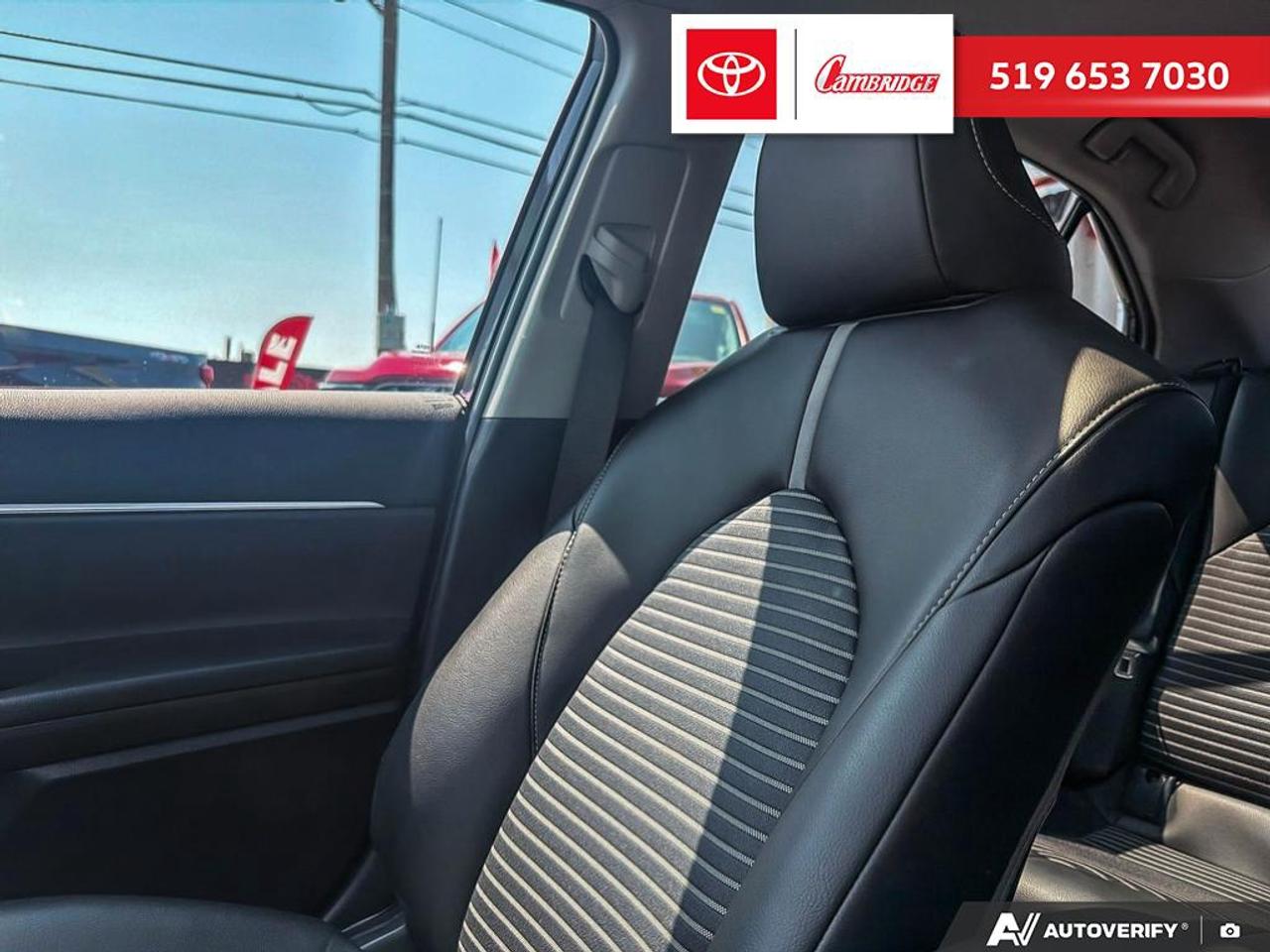 2024 Toyota Camry SE Photo
