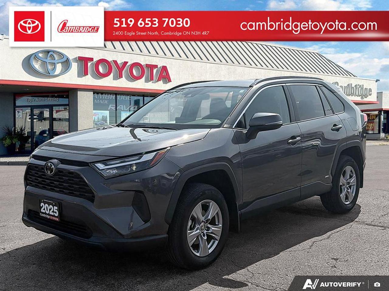 2025 Toyota RAV4 Hybrid XLE Photo0