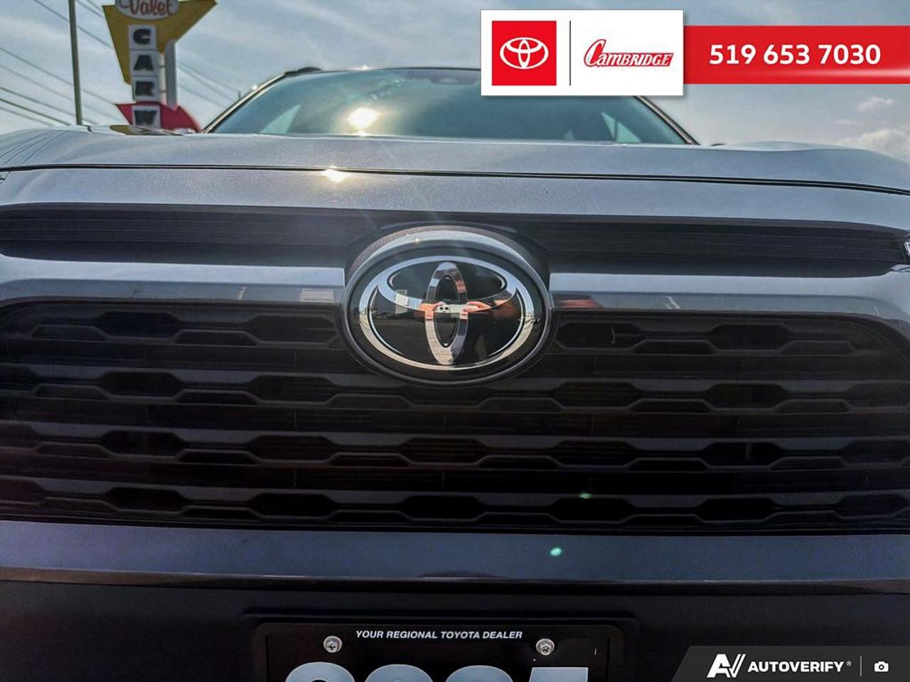 2025 Toyota RAV4 Hybrid XLE Photo