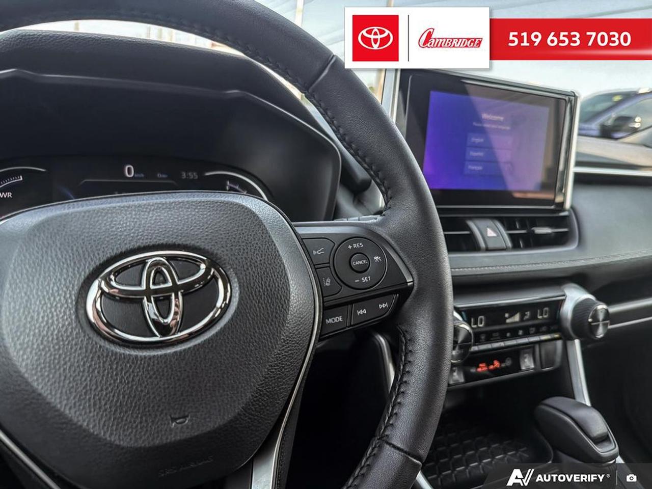 2025 Toyota RAV4 Hybrid XLE Photo