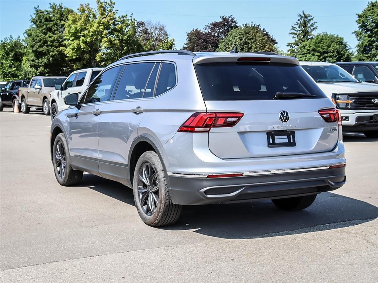 2024 Volkswagen Tiguan COMFORTLINE 4Motion Photo