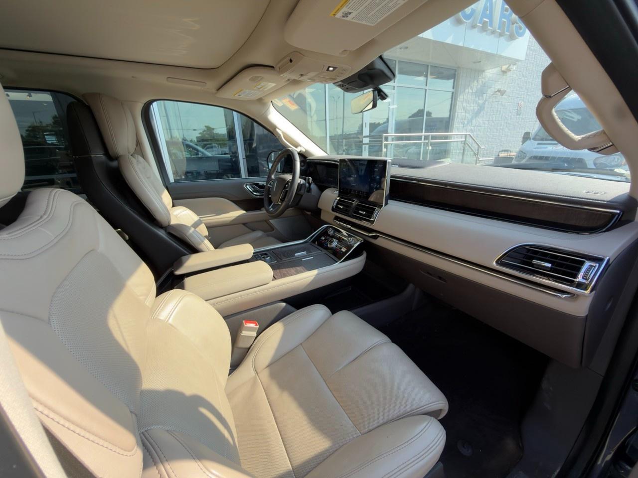 2022 Lincoln Navigator L Reserve 201A|HEAVY DUTY TOW|PANO|HEAT/VENT SEAT|MASSAGE SE Photo