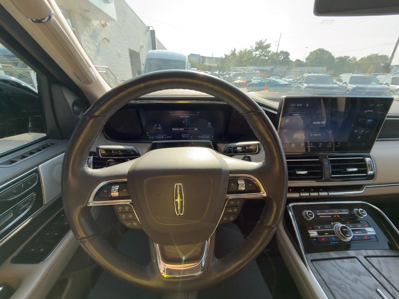 2022 Lincoln Navigator L Reserve 201A|HEAVY DUTY TOW|PANO|HEAT/VENT SEAT|MASSAGE SE Photo