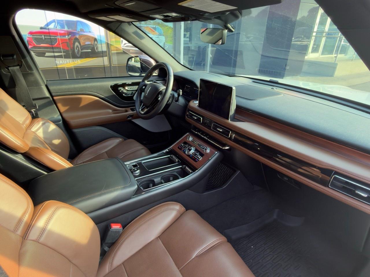 2021 Lincoln Aviator Grand Touring 302A LUX|HYBRID!|494HP/630TQ|TOW|DYNAMIC HANDLE|CO Photo