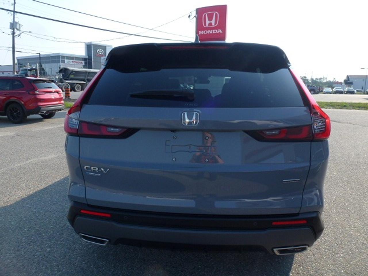 2025 Honda CR-V Hybrid Touring Photo