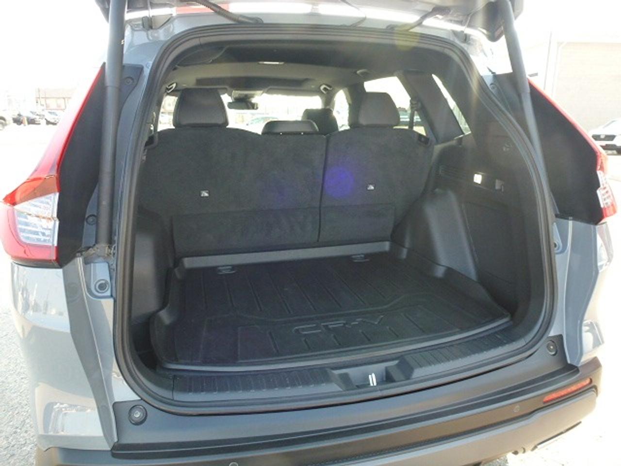 2025 Honda CR-V Hybrid Touring Photo