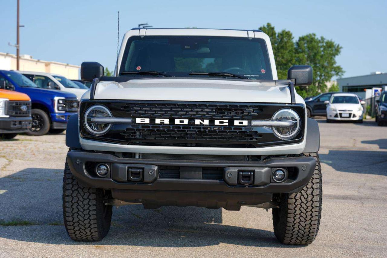 2026 Ford Bronco BADLANDS 4-DOOR 4X4 2.7L VINYL SEATS Photo