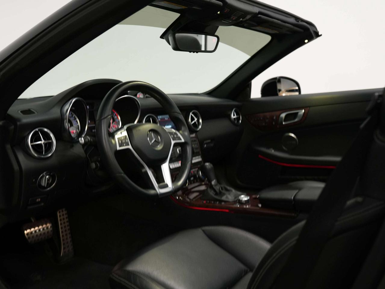 2013 Mercedes-Benz SLK 350 | AMG | CONVERTIBLE | SUNROOF Photo