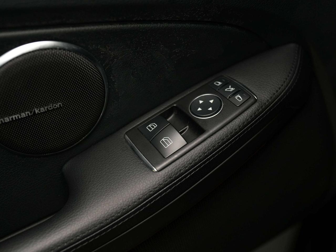2013 Mercedes-Benz SLK 350 | AMG | CONVERTIBLE | SUNROOF Photo