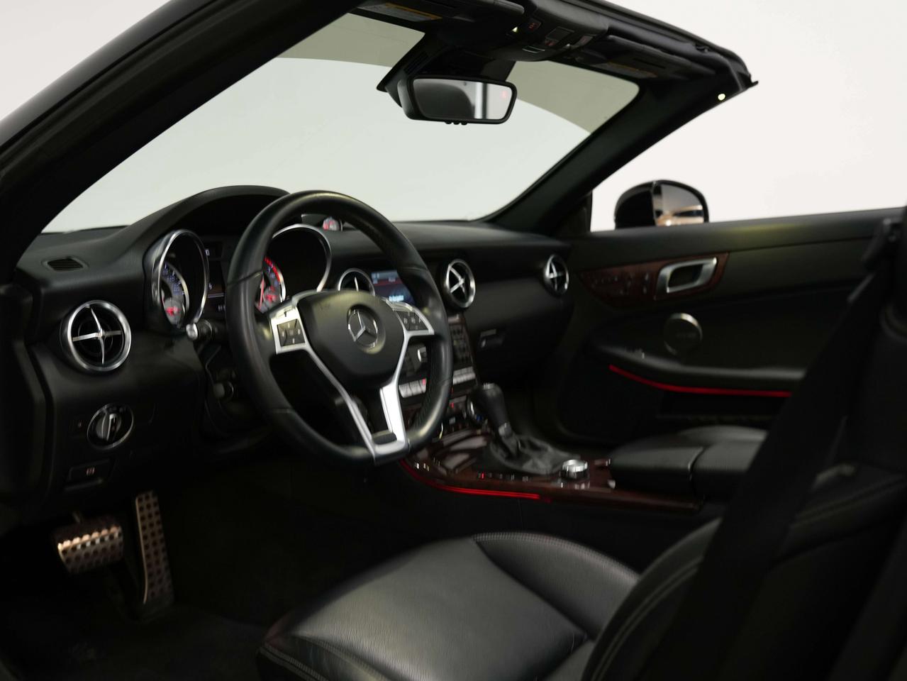 2013 Mercedes-Benz SLK 350 | AMG | CONVERTIBLE | SUNROOF Photo