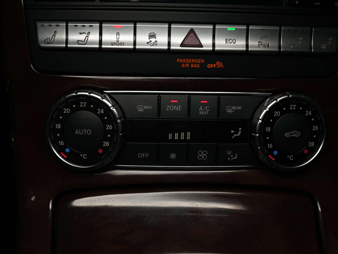 2013 Mercedes-Benz SLK 350 | AMG | CONVERTIBLE | SUNROOF Photo