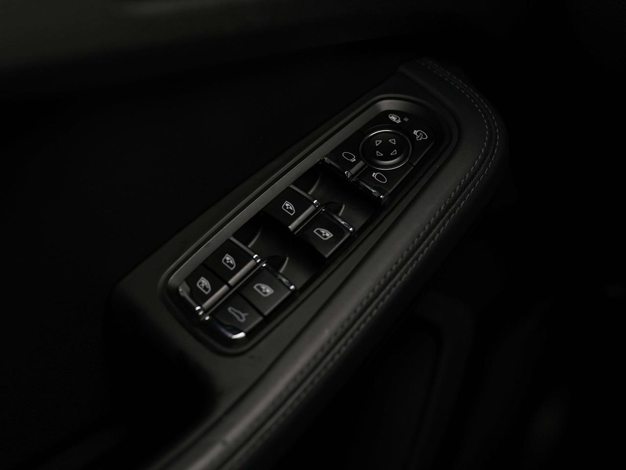 2021 Porsche Macan GTS | PREMIUM PKG | 20 IN Photo