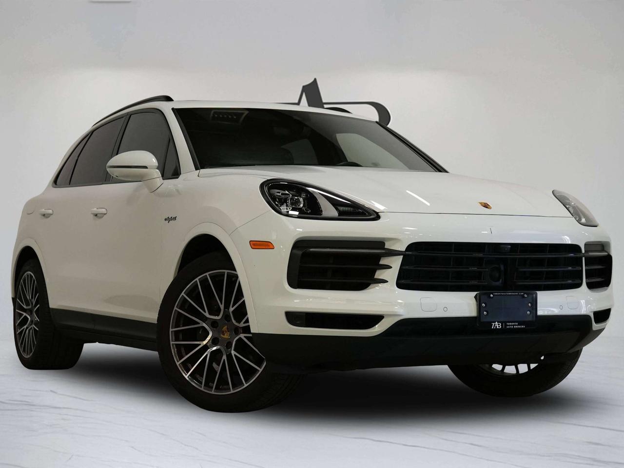 2023 Porsche Cayenne E-HYBRID | PREMIUM PLUS PKG | 21 IN Photo